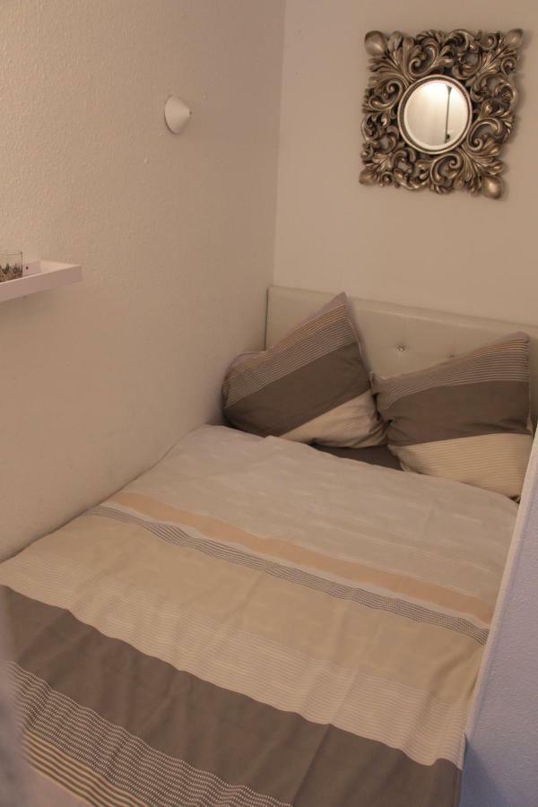 Modernes Und Gemuetliches Appartment Mit Terrasse, Stadtnah Ravensburg Zewnętrze zdjęcie